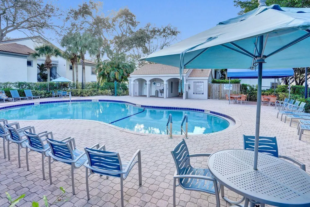 5415 Verona Dr, Boynton Beach, FL 33437