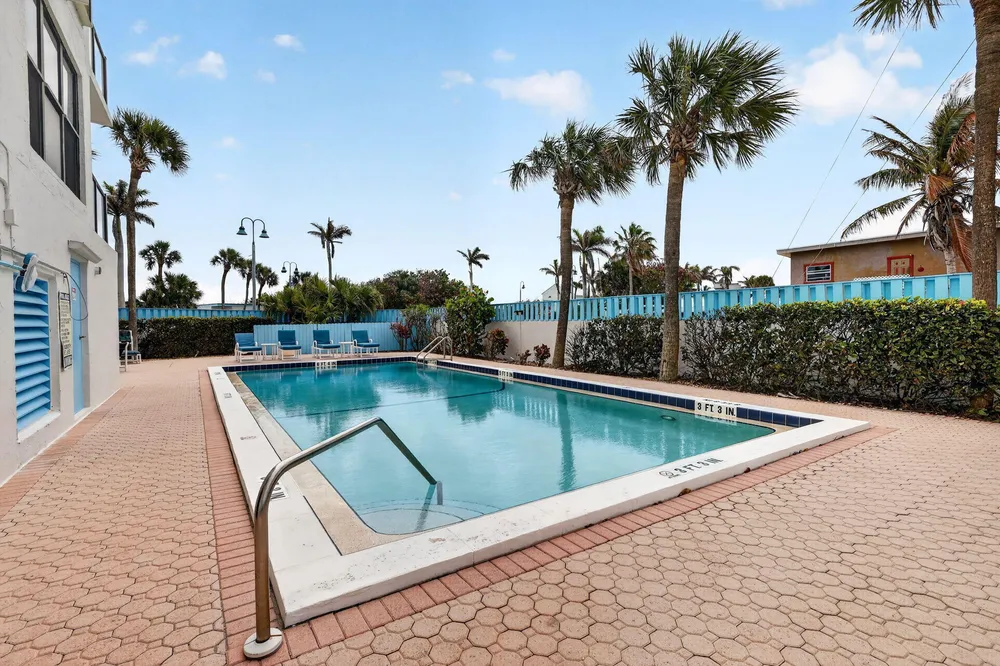 355 S Ocean Dr, Hutchinson Island South, FL 34949