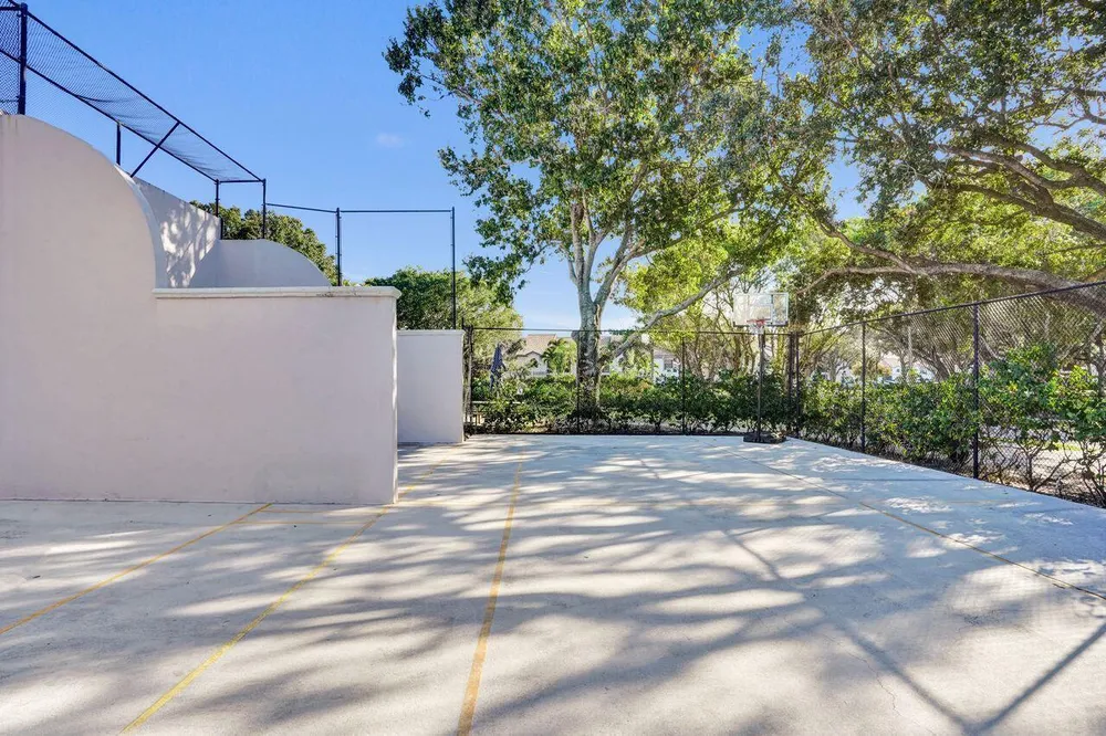 5415 Verona Dr, Boynton Beach, FL 33437