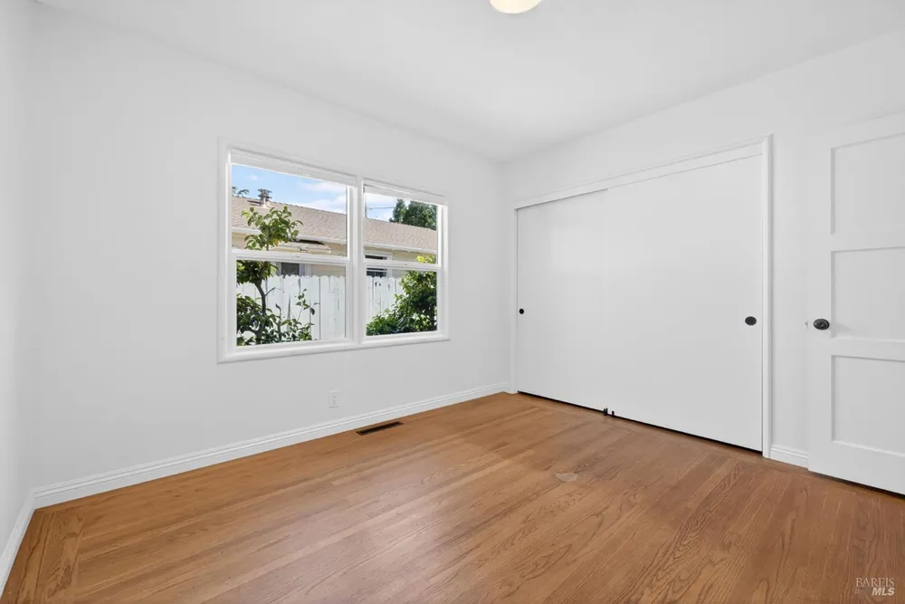 2211 Humboldt St, Santa Rosa, CA 95404