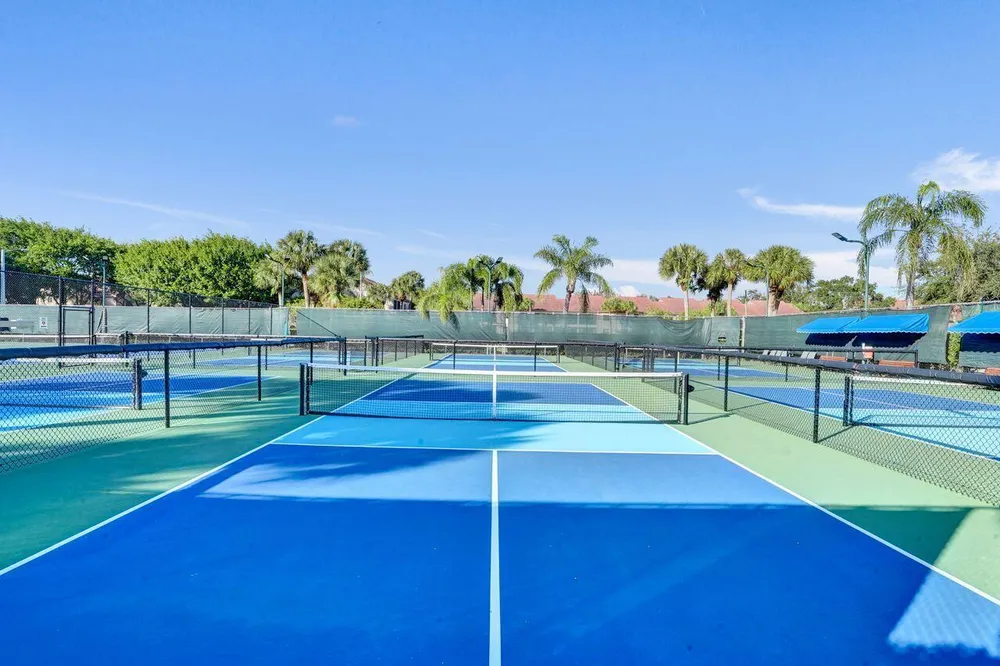 5415 Verona Dr, Boynton Beach, FL 33437