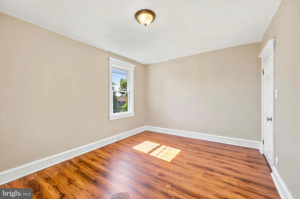 7781 Hasbrook Ave, Philadelphia, PA 19111