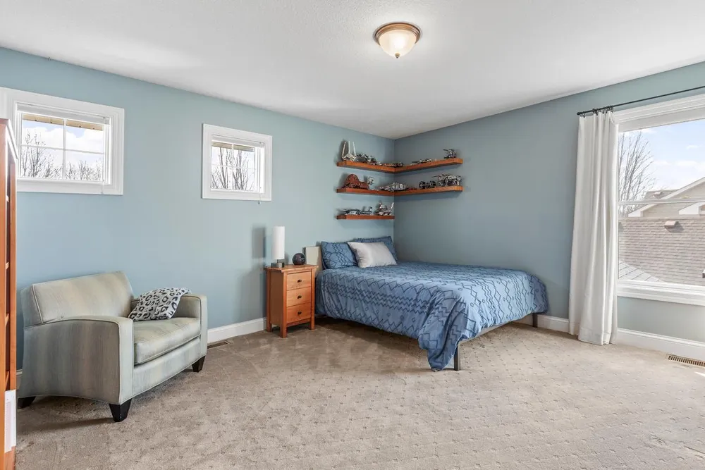 9106 COLD STREAM LANE, Eden Prairie, MN 55347