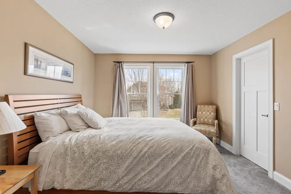 9106 COLD STREAM LANE, Eden Prairie, MN 55347