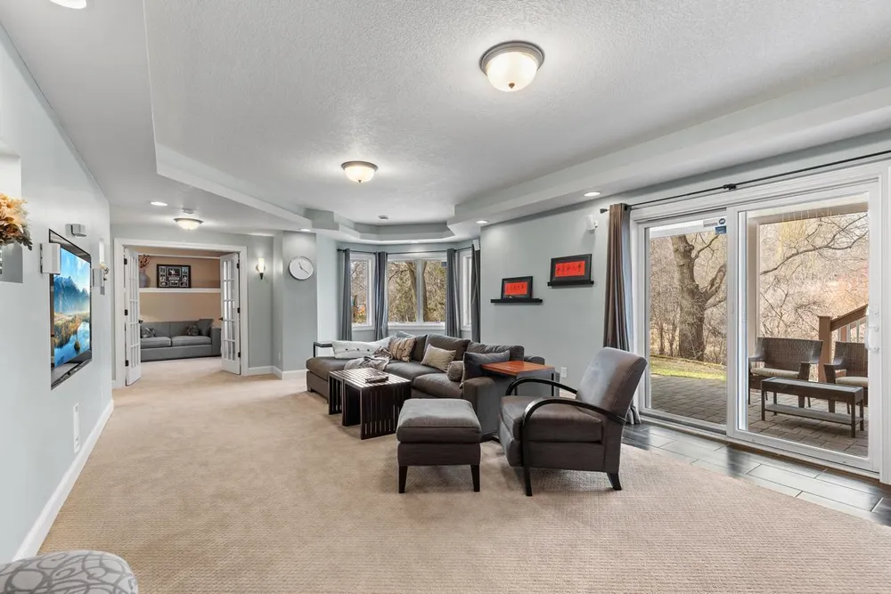 9106 COLD STREAM LANE, Eden Prairie, MN 55347