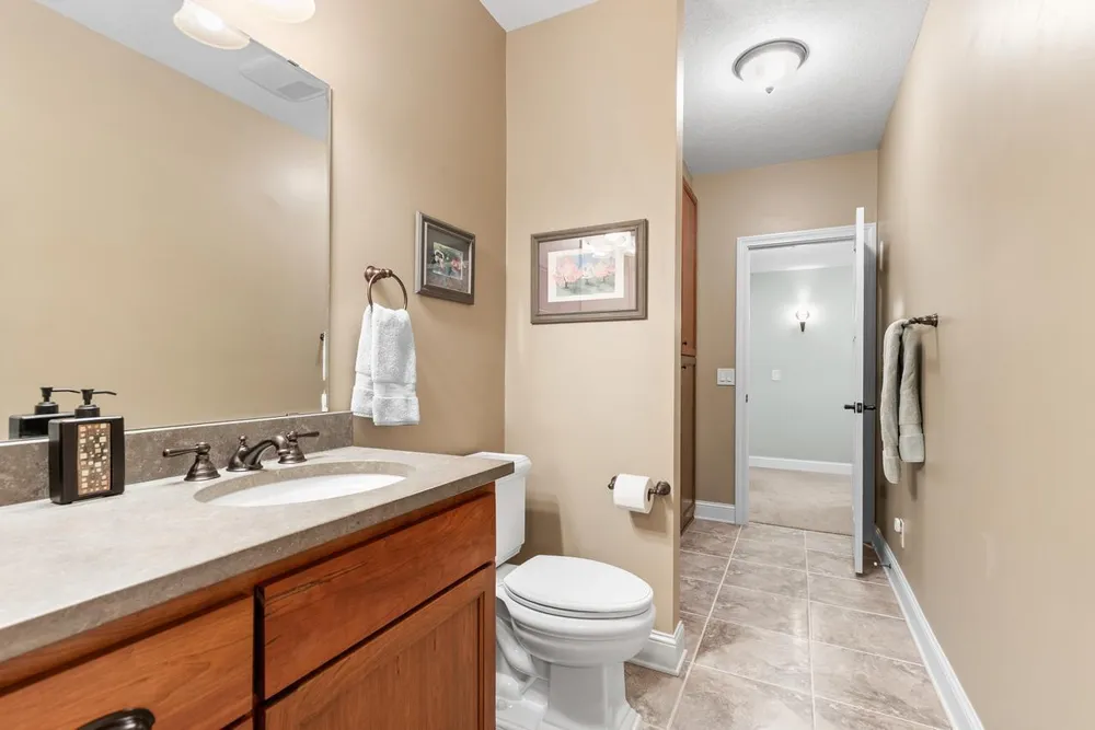 9106 COLD STREAM LANE, Eden Prairie, MN 55347