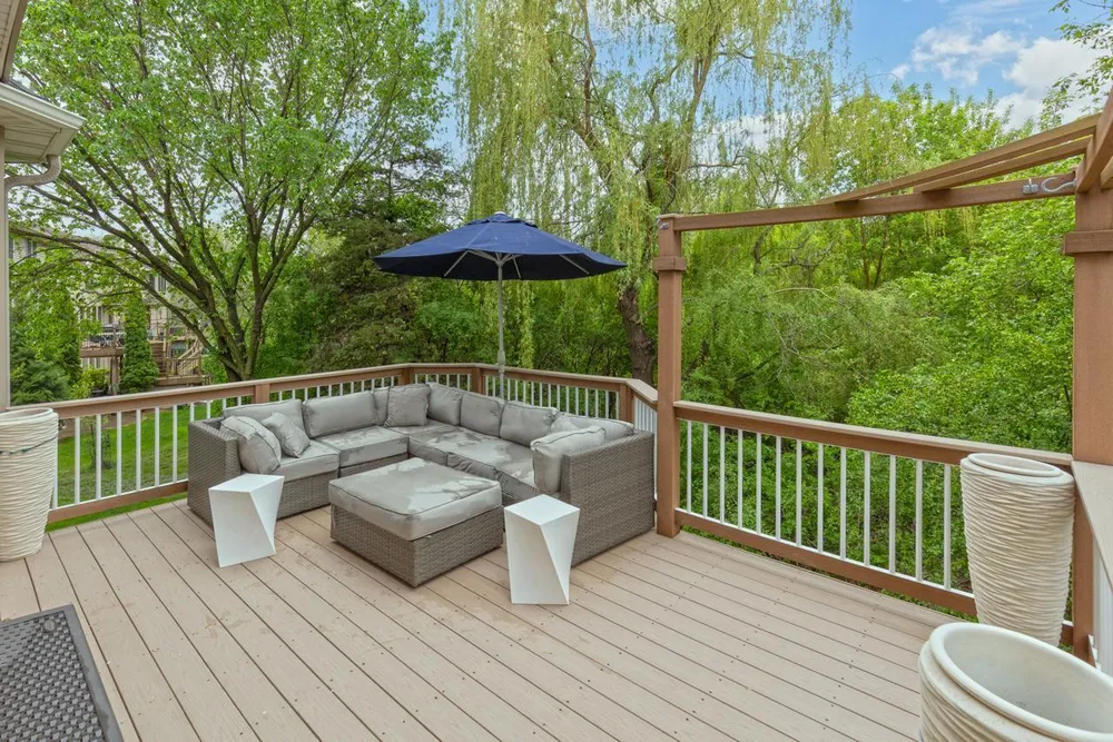 9106 COLD STREAM LANE, Eden Prairie, MN 55347