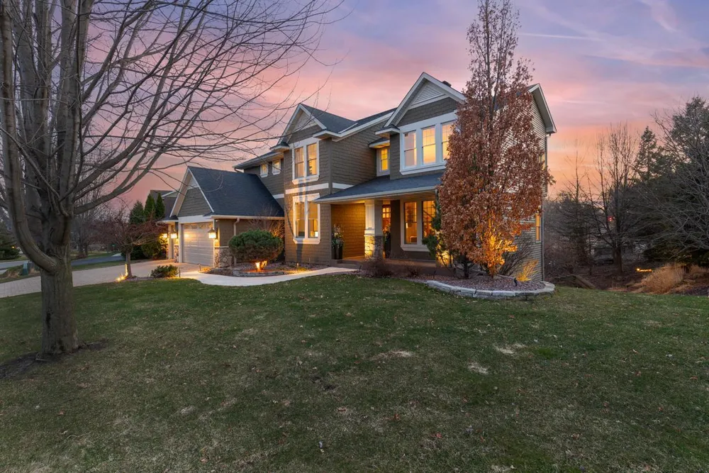 9106 COLD STREAM LANE, Eden Prairie, MN 55347