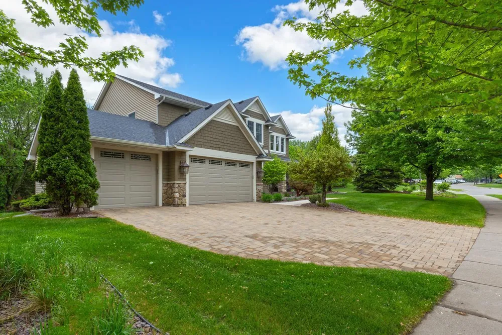 9106 COLD STREAM LANE, Eden Prairie, MN 55347