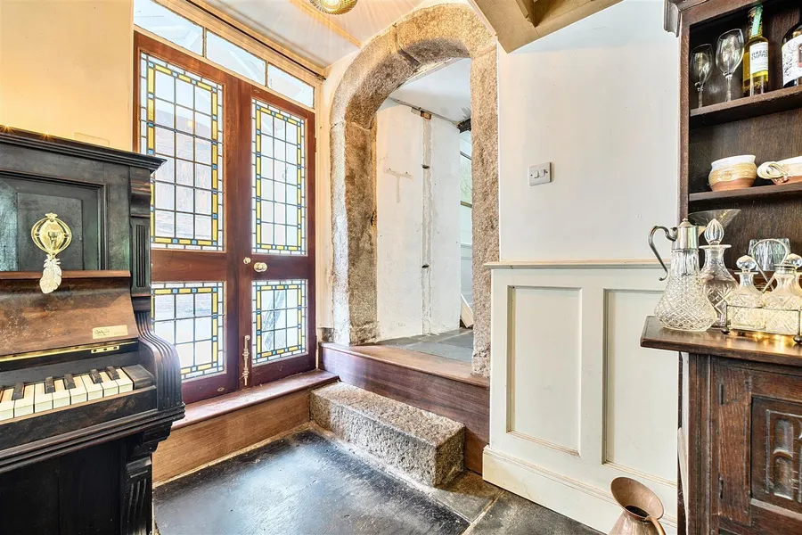 Property Image 10