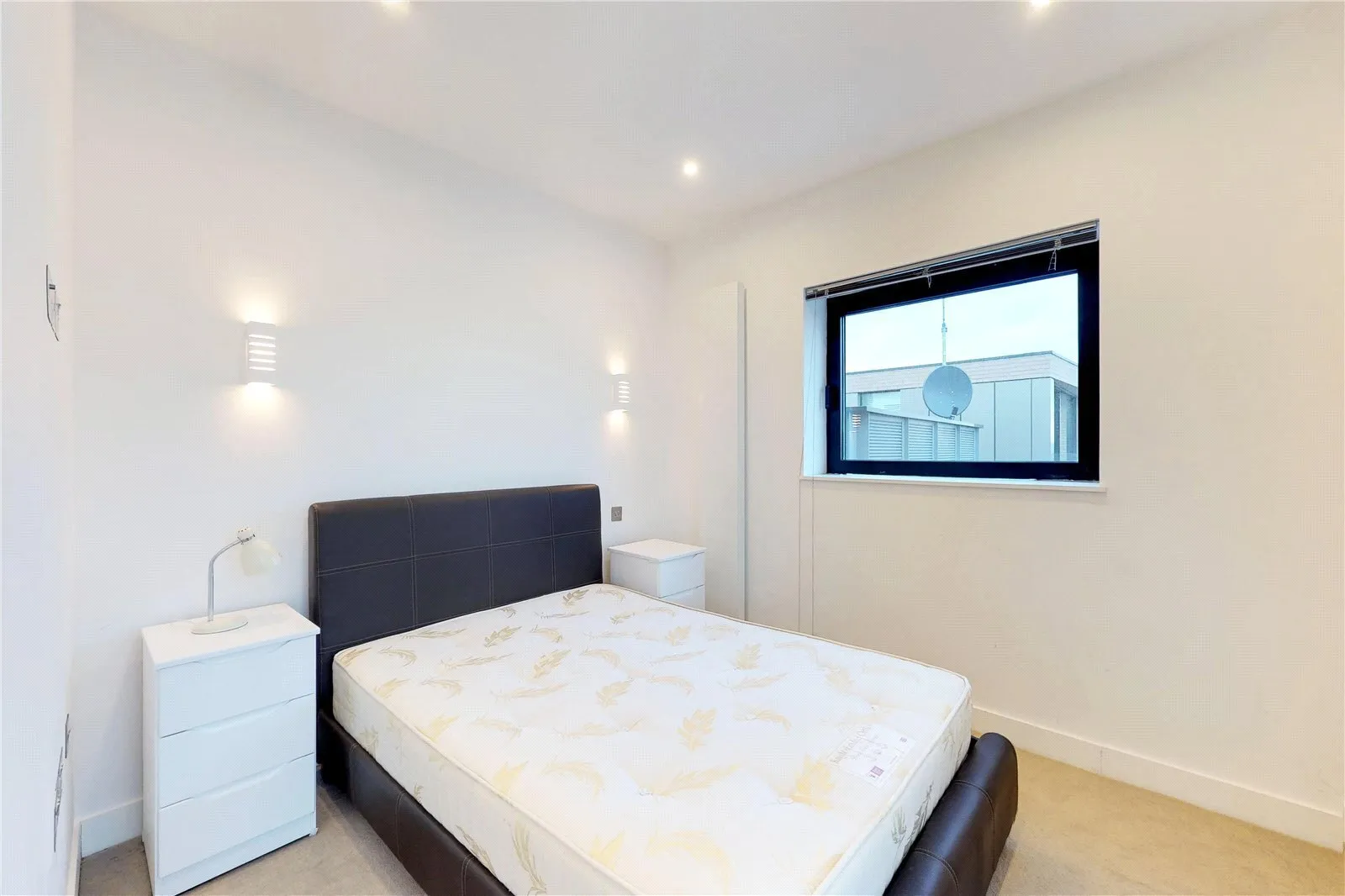 Plumbers Row, Whitechapel, London, E1