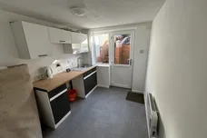 Hawthorne Grove, DUDLEY