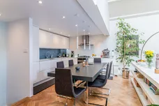 Welmar Mews, London, SW4 photo 5