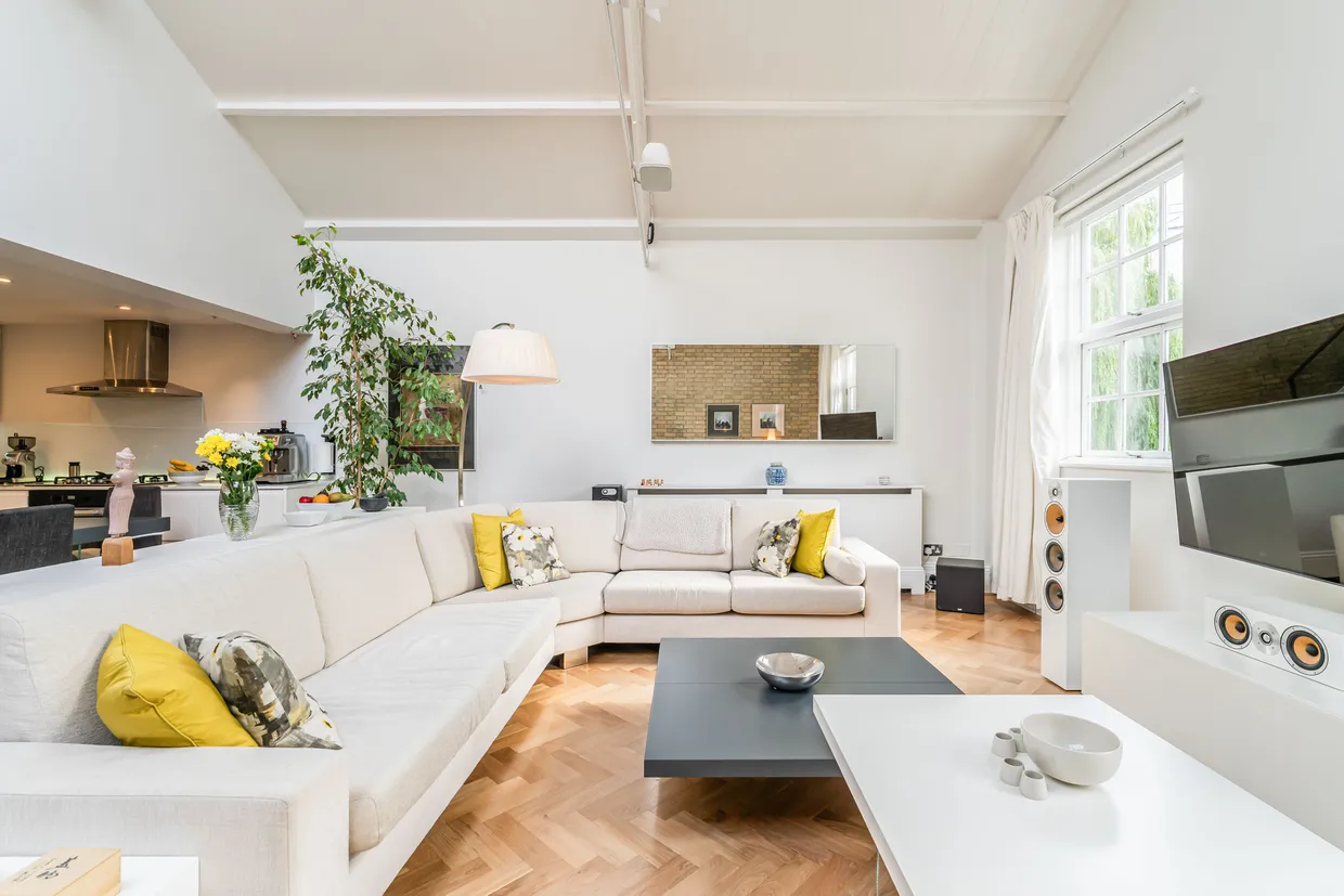 Welmar Mews, London, SW4 photo 11