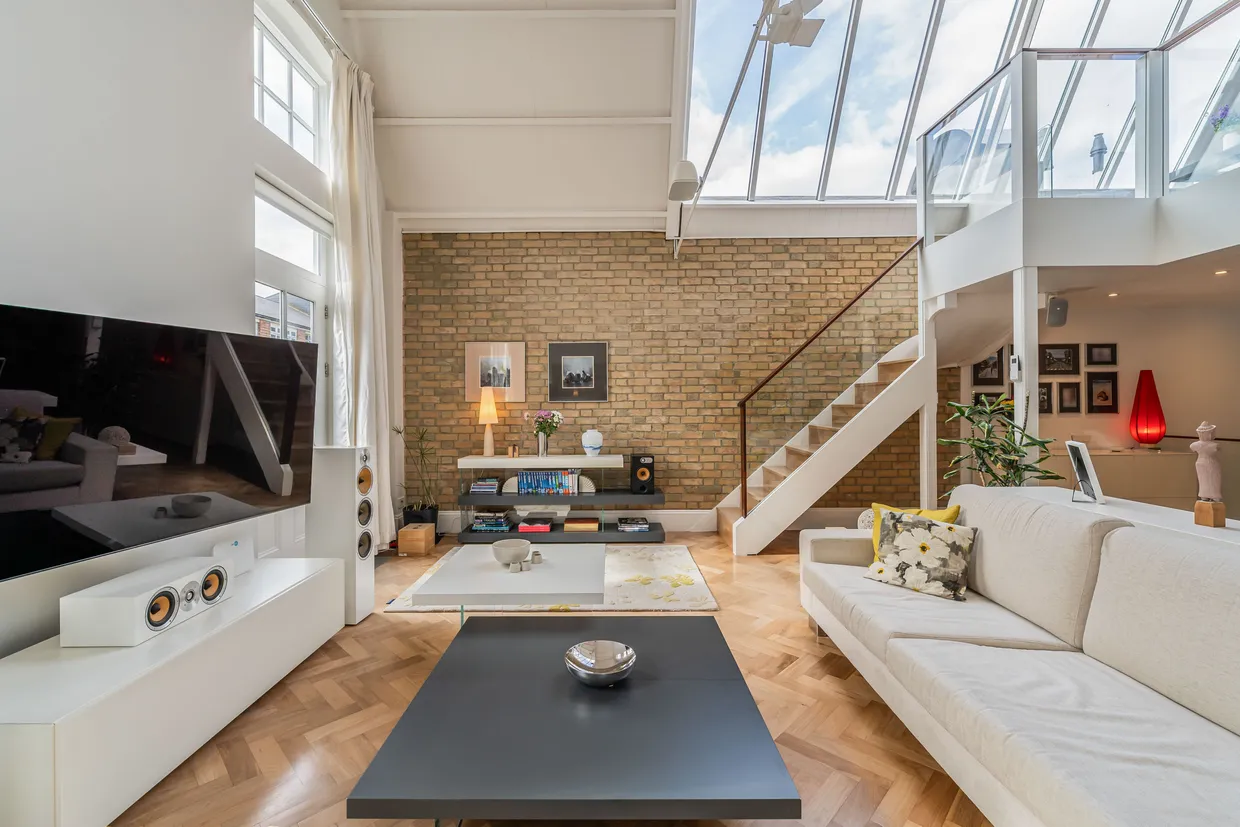 Welmar Mews, London, SW4 photo 12