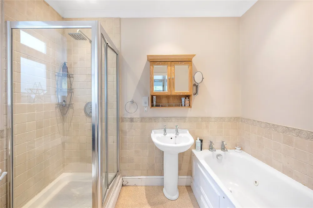 Sutherland Grove, Southfields, London, SW18