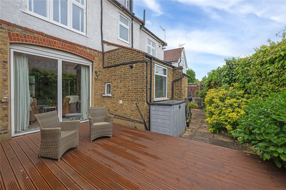 Sutherland Grove, Southfields, London, SW18