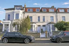 St. Leonards Road, MORTLAKE
