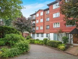 Great Heathmead, HAYWARDS HEATH photo