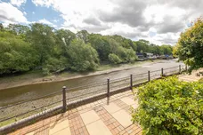 Lower Square, Isleworth, TW7 photo 5