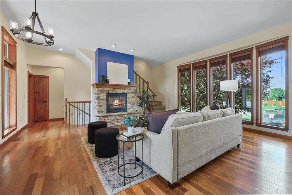 10018 N Moss Ln, Spokane, WA 99208