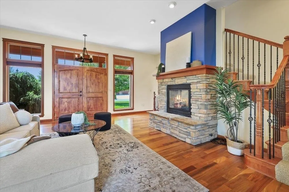 10018 N Moss Ln, Spokane, WA 99208