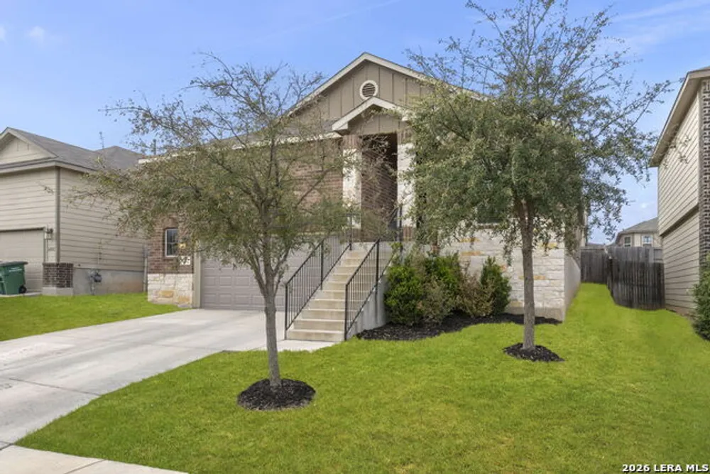 6211 Fox Peak Dr, San Antonio, TX 78247