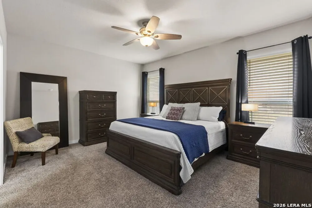 6211 Fox Peak Dr, San Antonio, TX 78247