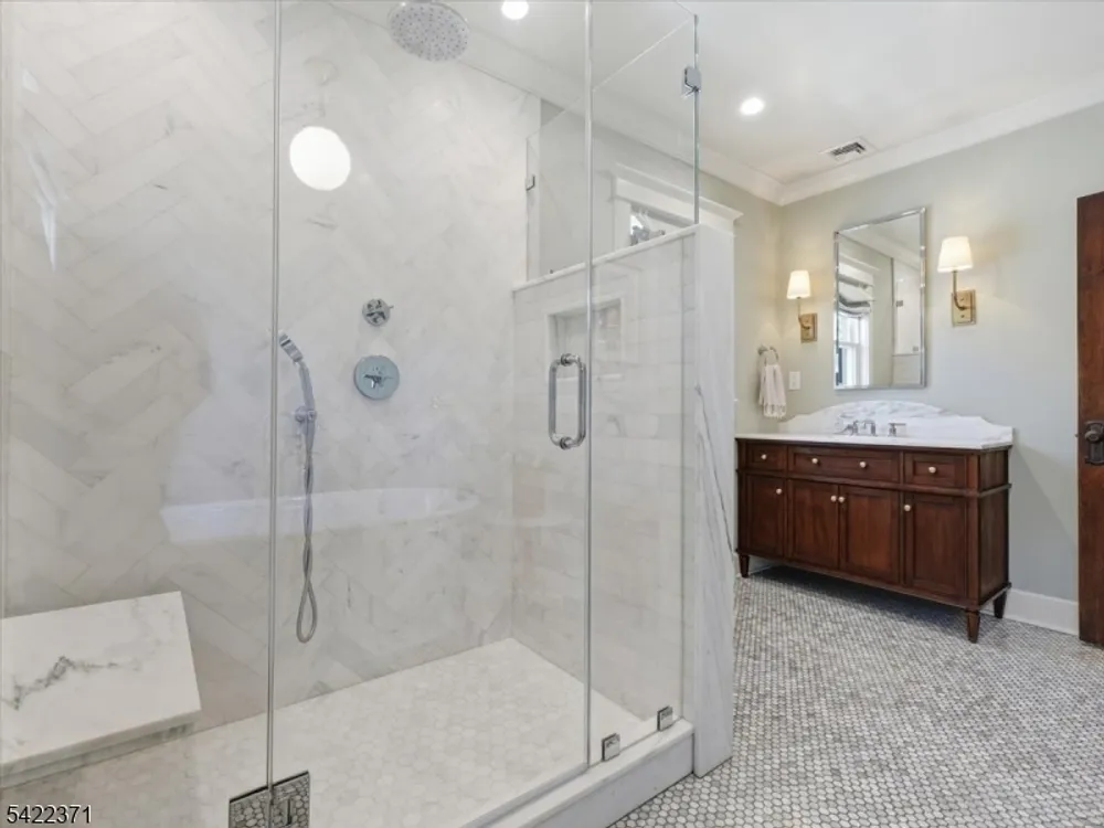 14 Evergreen Ave, Bloomfield, NJ 07003