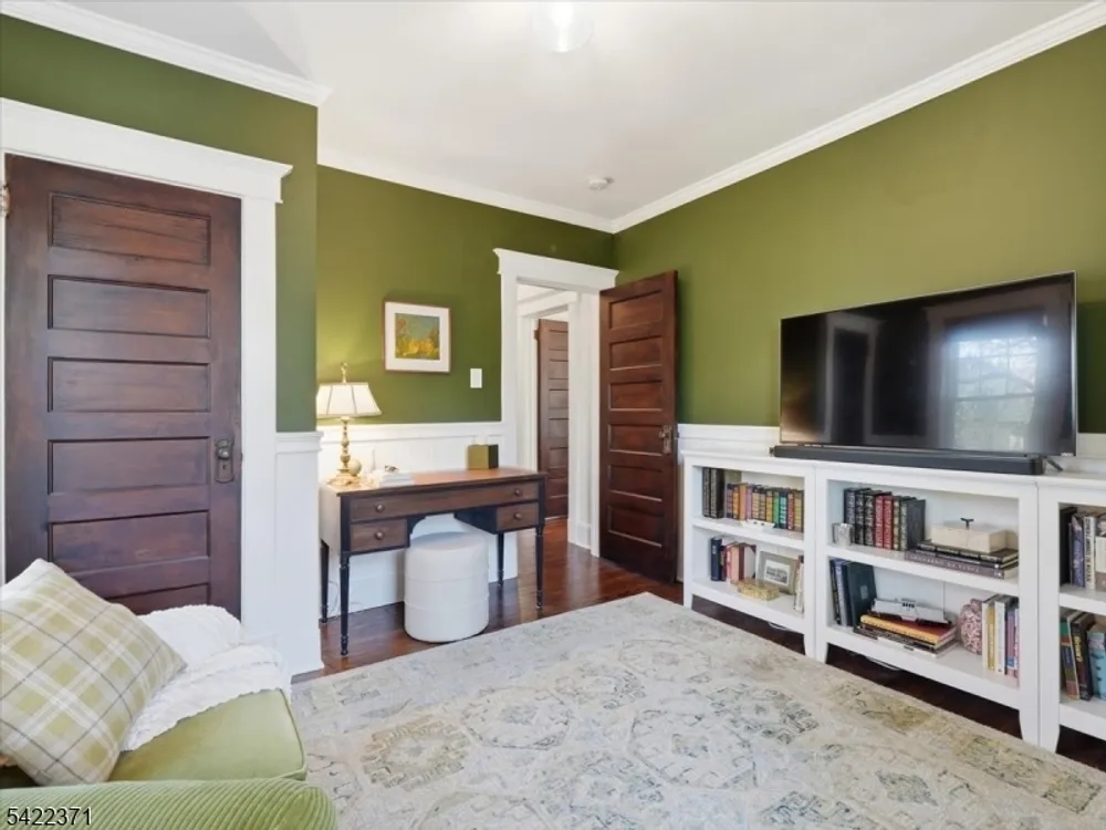 14 Evergreen Ave, Bloomfield, NJ 07003