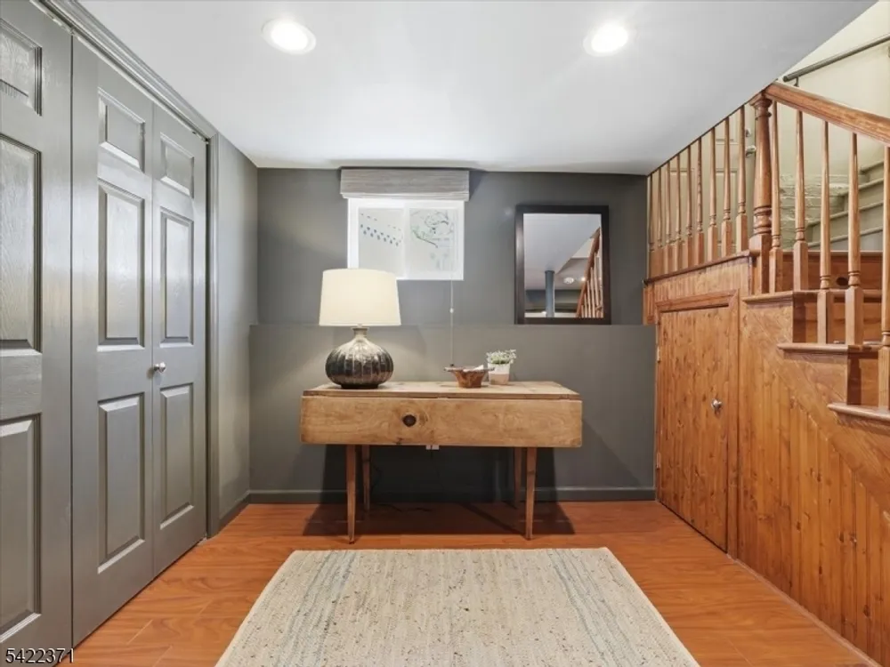 14 Evergreen Ave, Bloomfield, NJ 07003