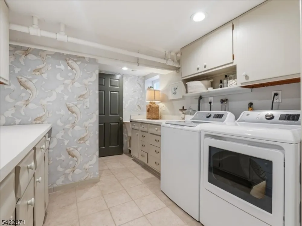 14 Evergreen Ave, Bloomfield, NJ 07003