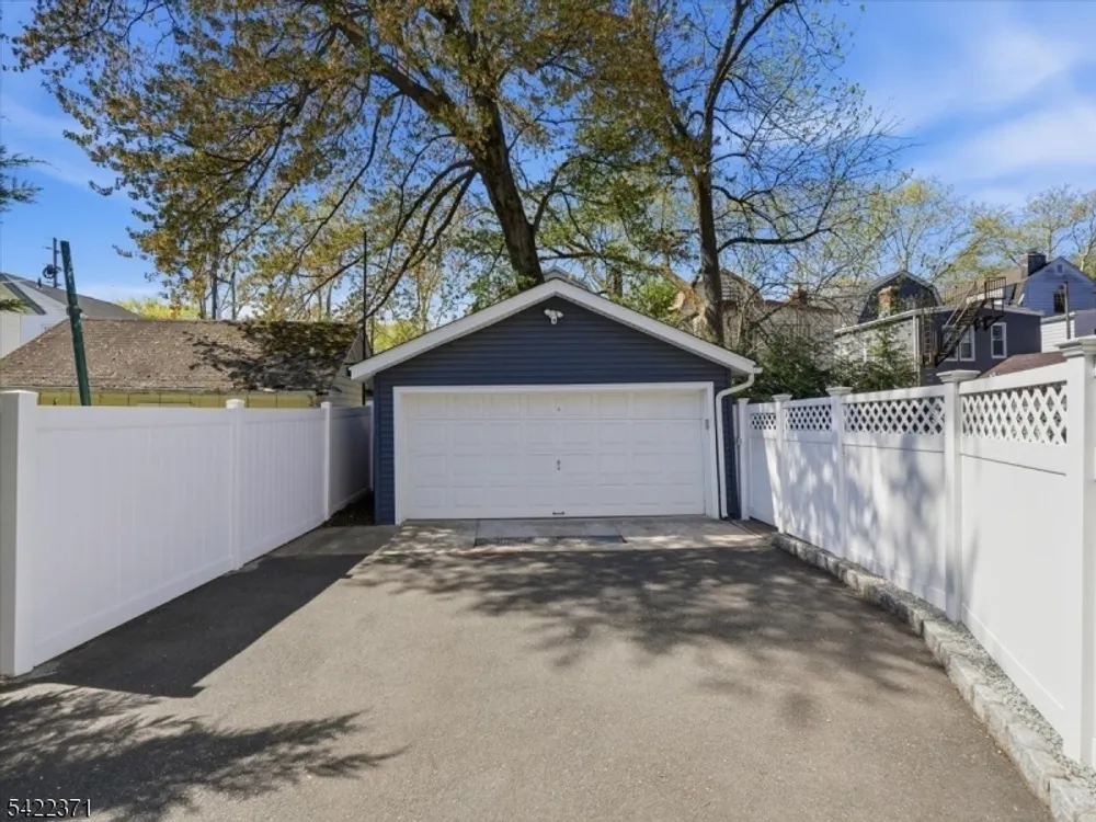 14 Evergreen Ave, Bloomfield, NJ 07003