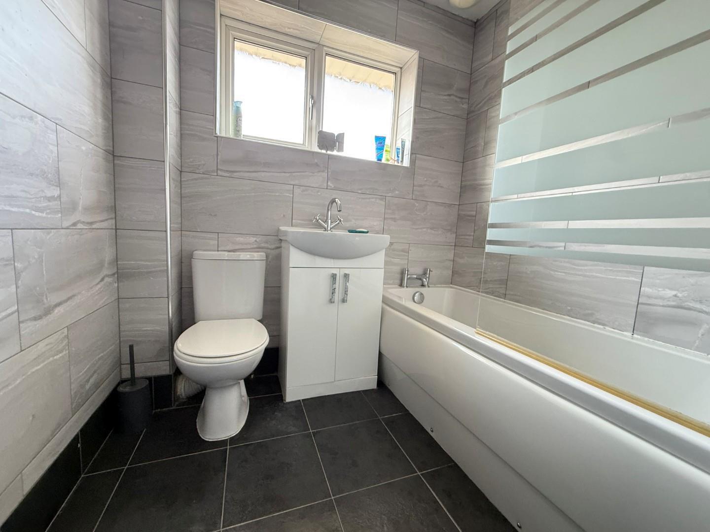 Ryeland Road, Duston, Northampton Image 7