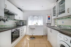 Wilmer Crescent, Kingston Upon Thames, KT2 photo 2