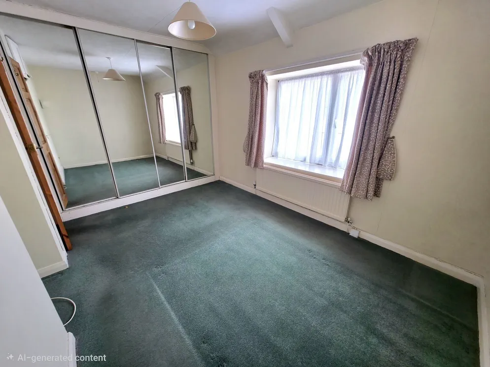 Property carousel item 4
