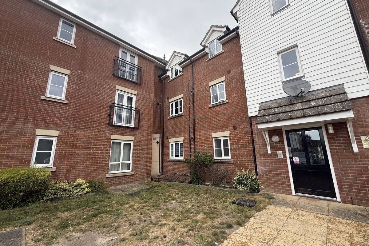 Bridge Farm Close, Mildenhall, BURY ST. EDMUNDS
