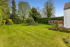 California Lane, Bushey Heath, WD23 photo 2