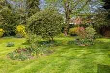 California Lane, Bushey Heath, WD23 photo 3