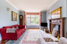 California Lane, Bushey Heath, WD23 photo 7