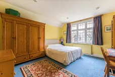 California Lane, Bushey Heath, WD23 photo 18