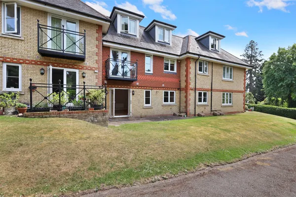 Windermere Way, Reigate, Surrey, RH2