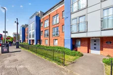 Cleeve Way, Sutton