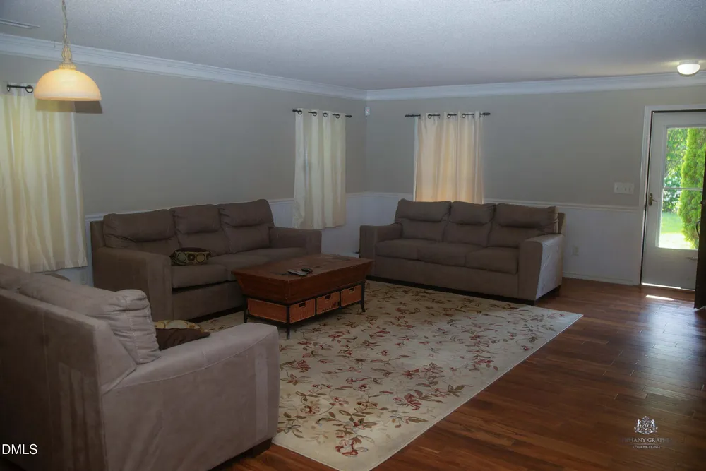 100 Dockrail Ct, Garner, NC 27529