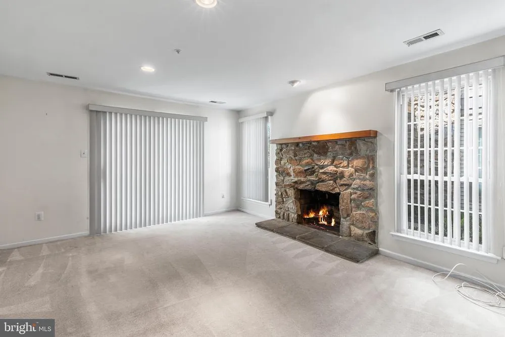 109 Remington Ct, Chalfont, PA 18914