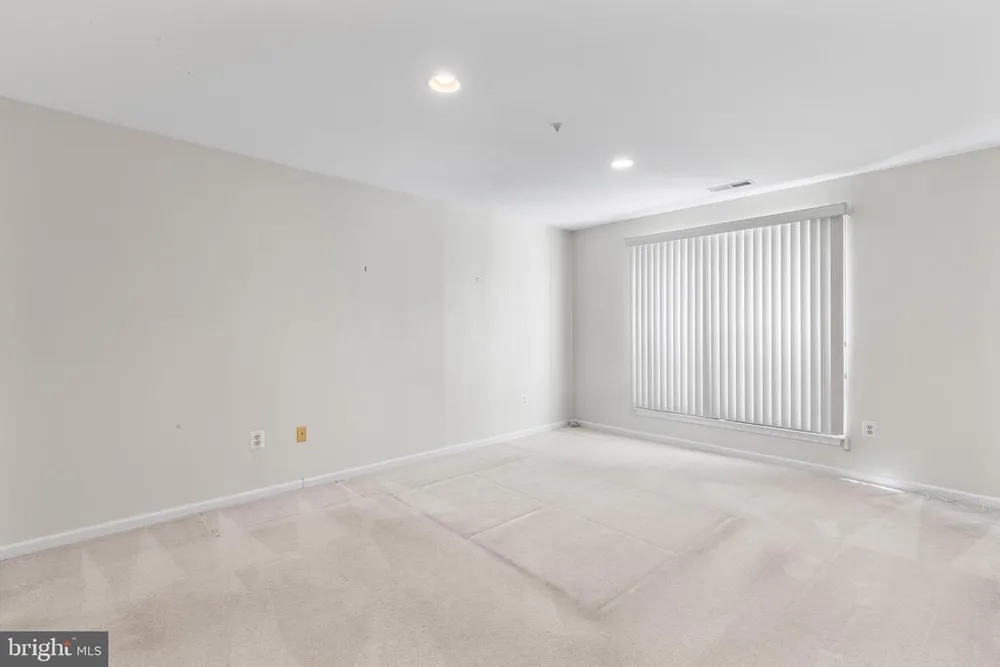 109 Remington Ct, Chalfont, PA 18914
