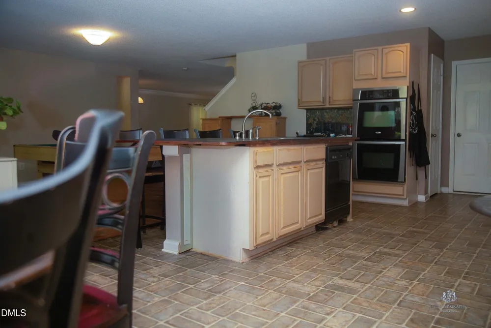 100 Dockrail Ct, Garner, NC 27529