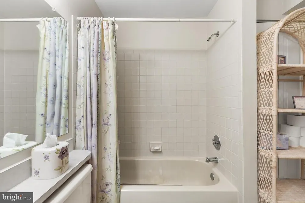 109 Remington Ct, Chalfont, PA 18914