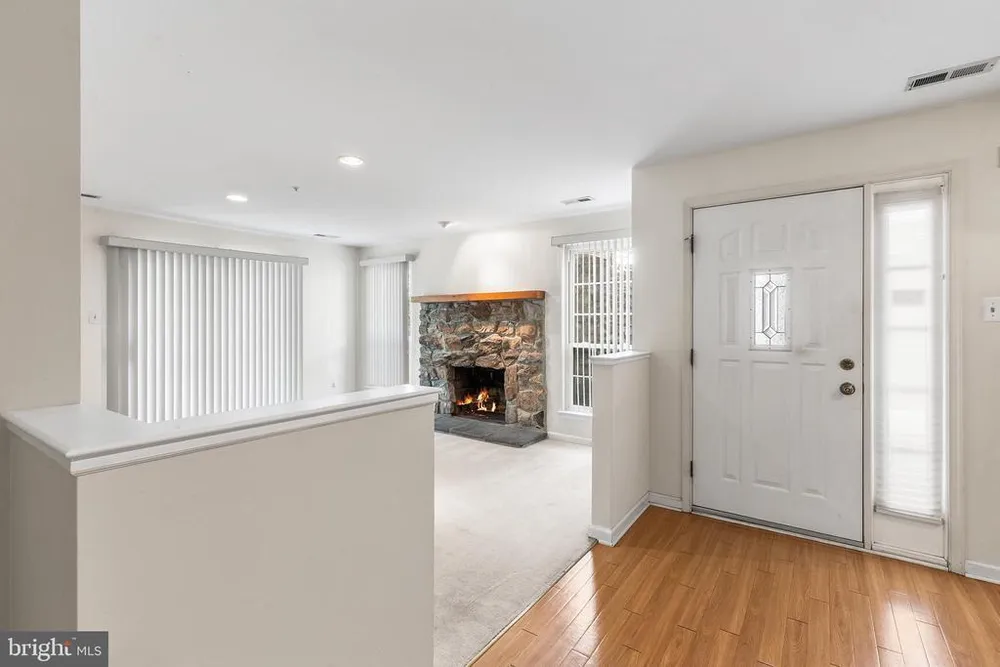 109 Remington Ct, Chalfont, PA 18914
