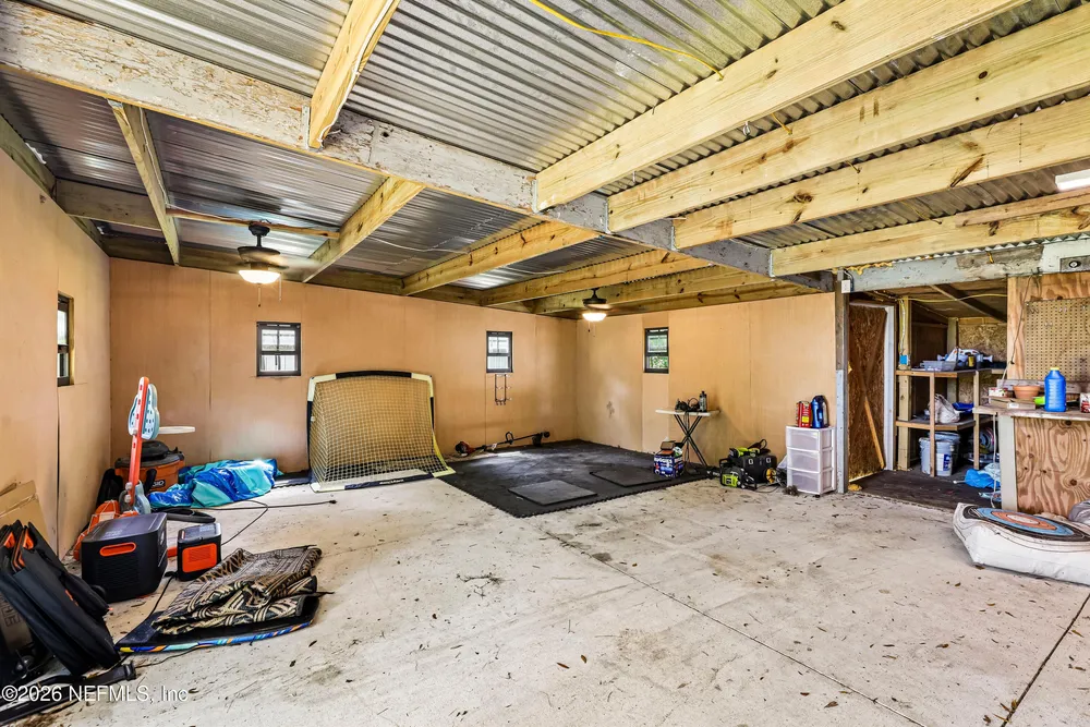 2252 Mills Rd, Jacksonville, FL 32216